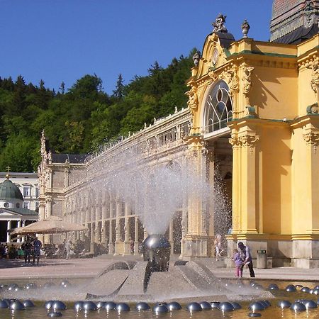 Hotel Maxim Mariánské Lázně Dış mekan fotoğraf