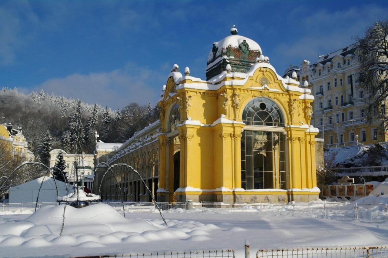 Hotel Maxim Mariánské Lázně Dış mekan fotoğraf