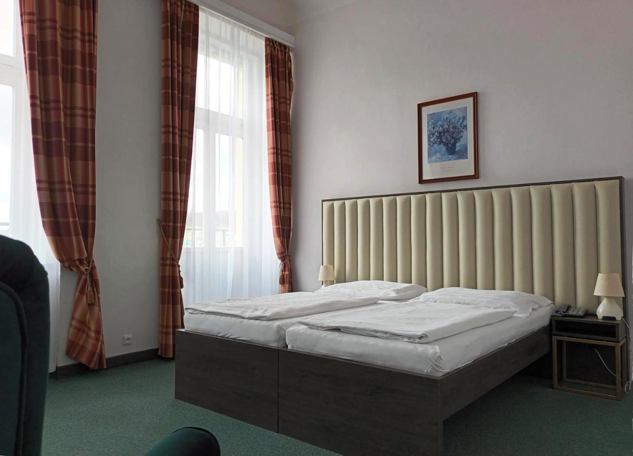 Hotel Maxim Mariánské Lázně Dış mekan fotoğraf