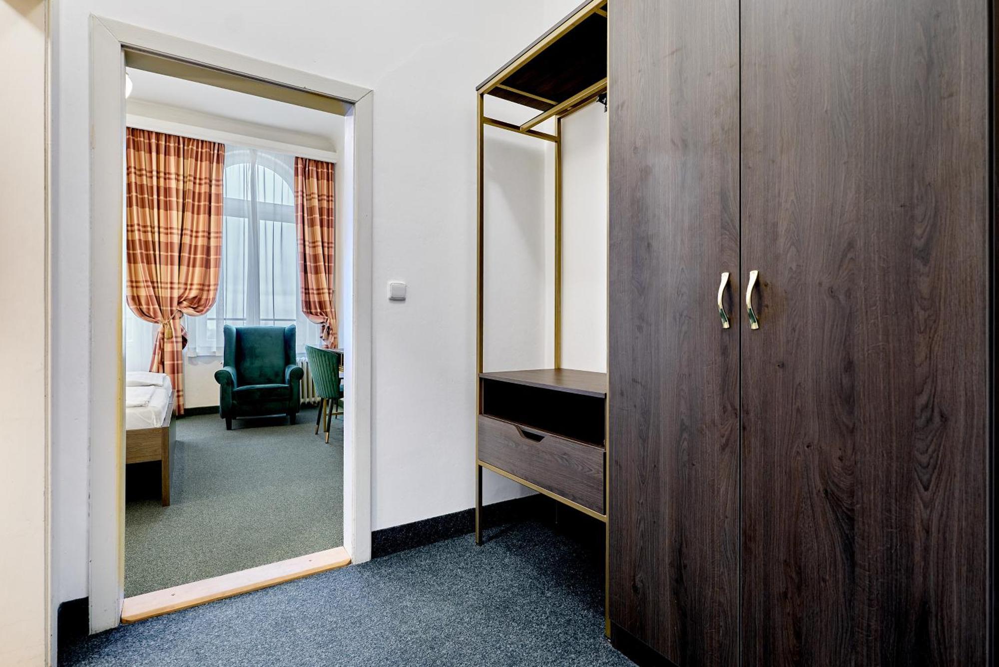 Hotel Maxim Mariánské Lázně Dış mekan fotoğraf