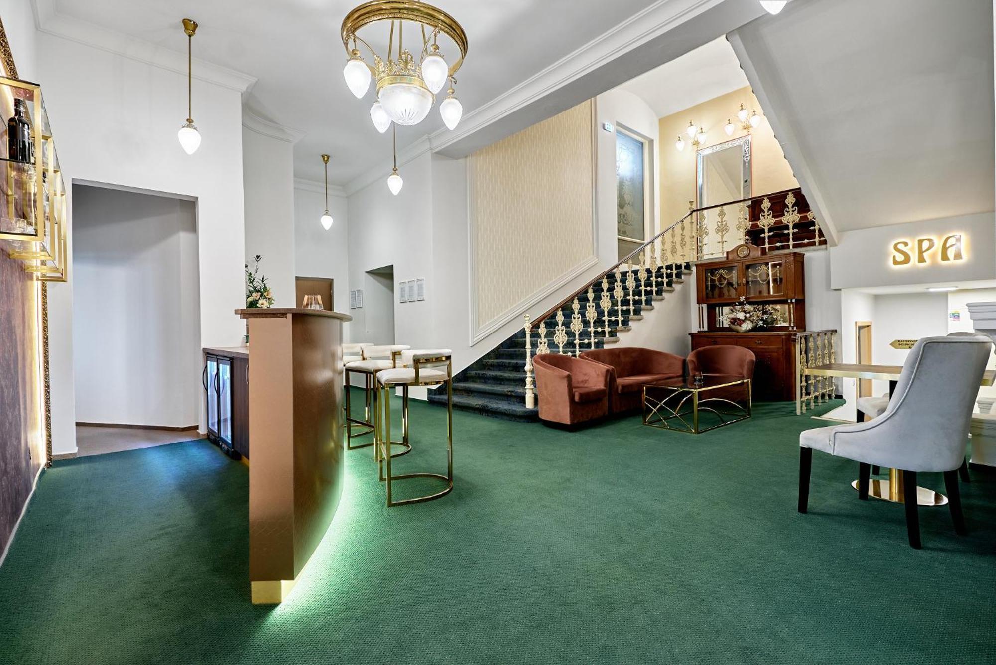 Hotel Maxim Mariánské Lázně Dış mekan fotoğraf