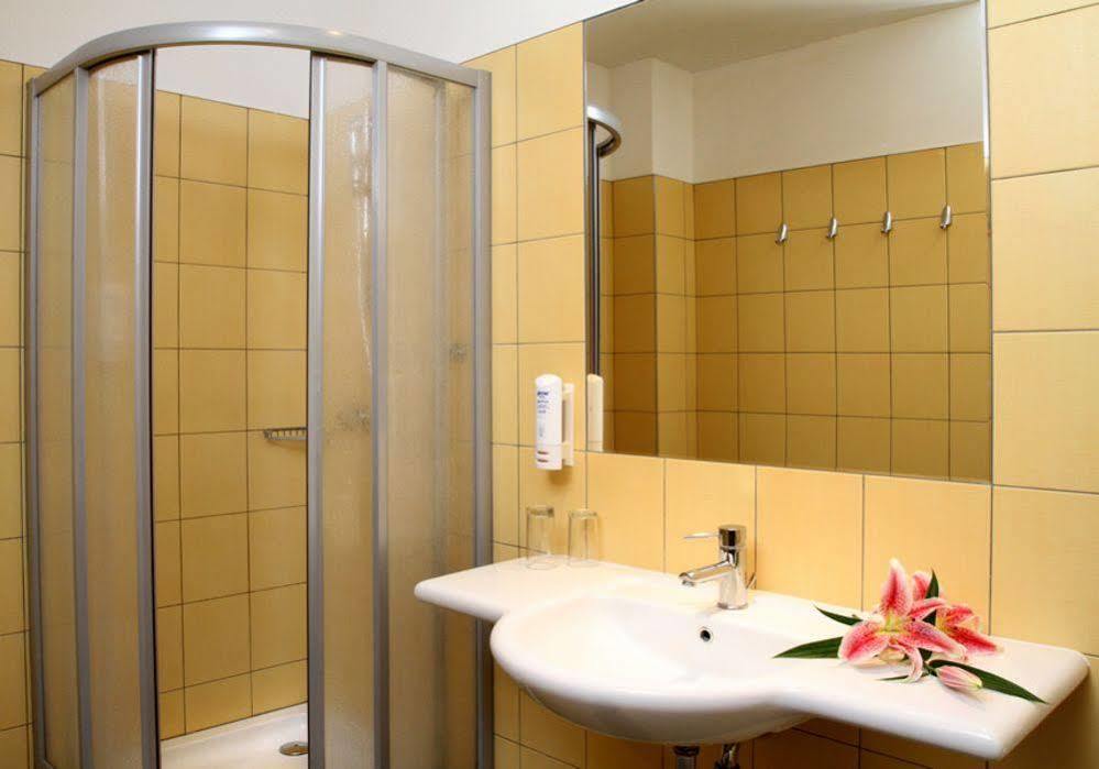 Hotel Maxim Mariánské Lázně Dış mekan fotoğraf